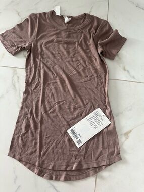 Lululemon hold tight short sleeve